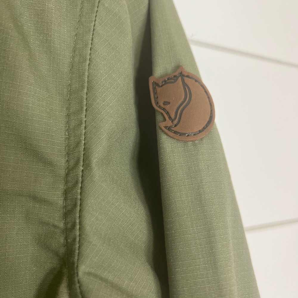 LIKE-NEW Fjallraven Greenland Shirt Jacket - Picture 4 of 12